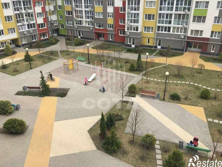 1-комн квартира бульвар Художников, 1