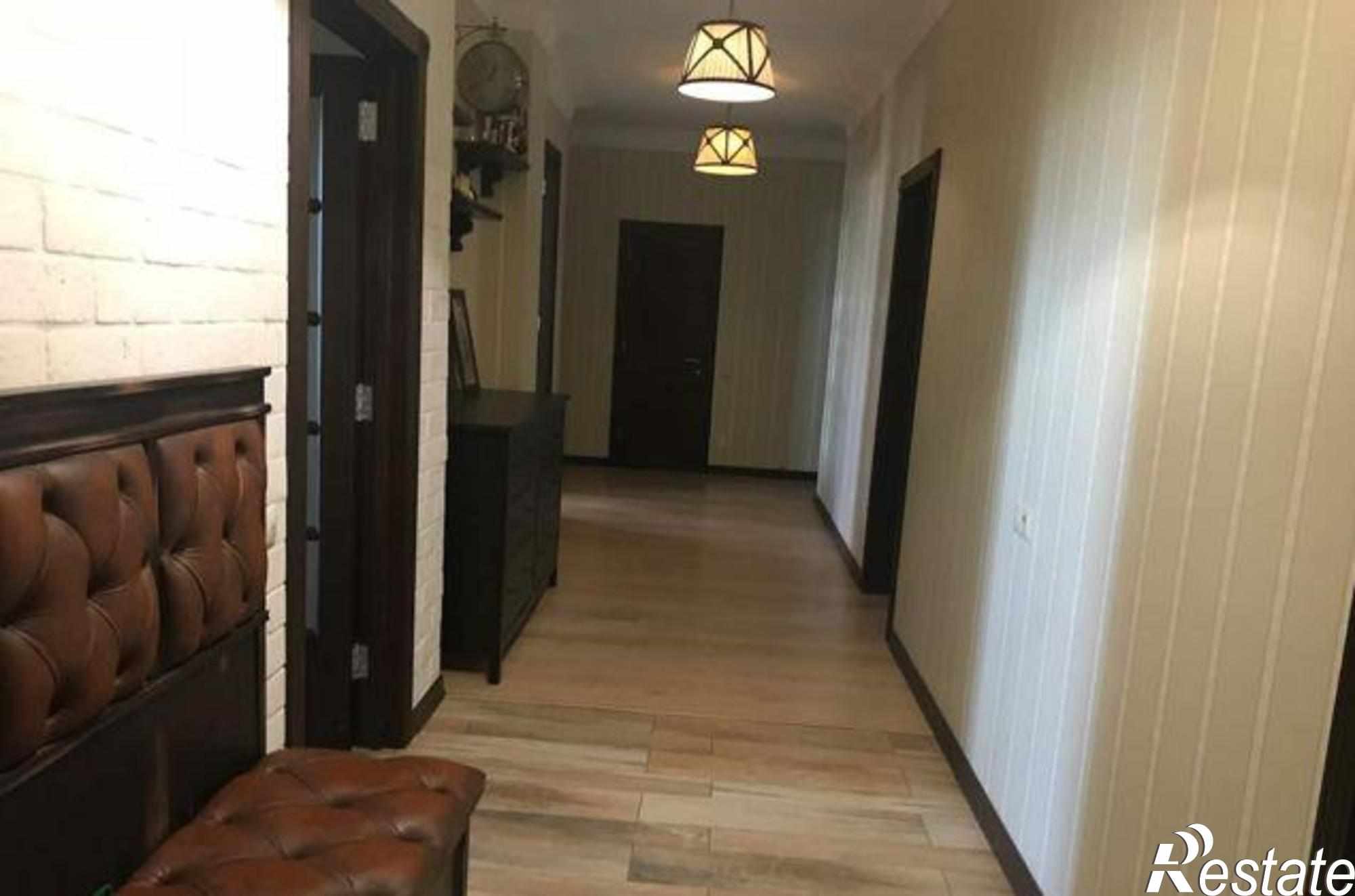 Купить квартиру за 28 200 000 рублей на улица Малюгиной, 232