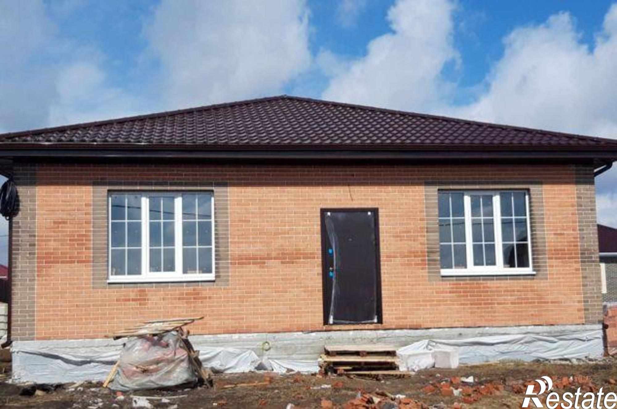 Купить дачу, дом, коттедж за 4 560 000 рублей на улица Солидарности, 53