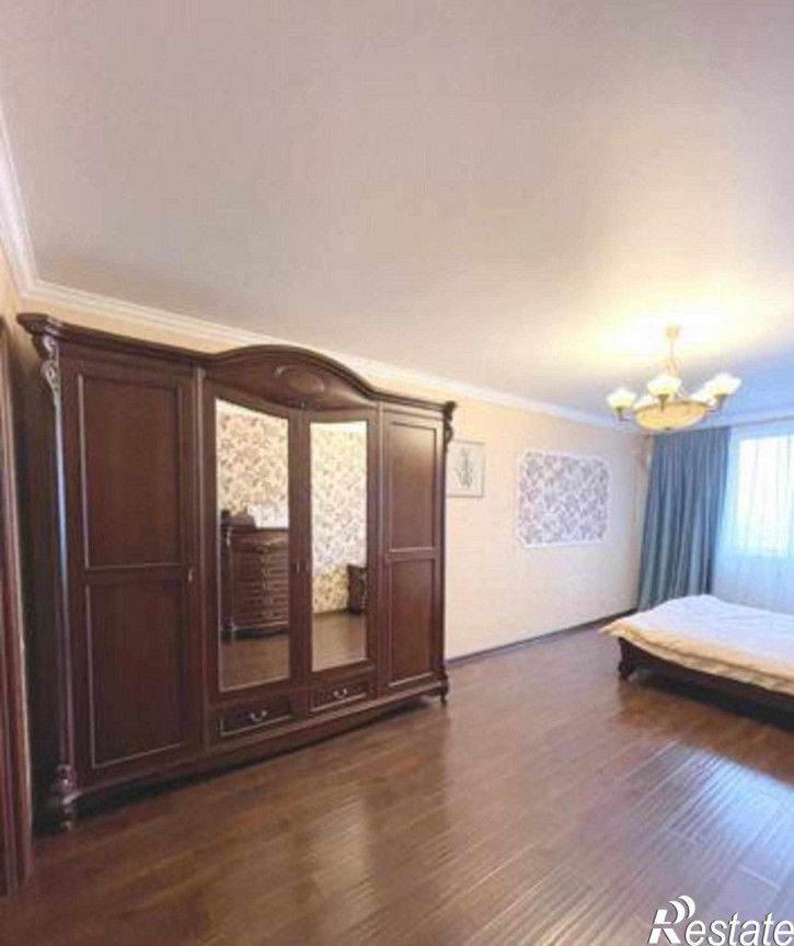 3-комн квартира Стабильная улица, 21