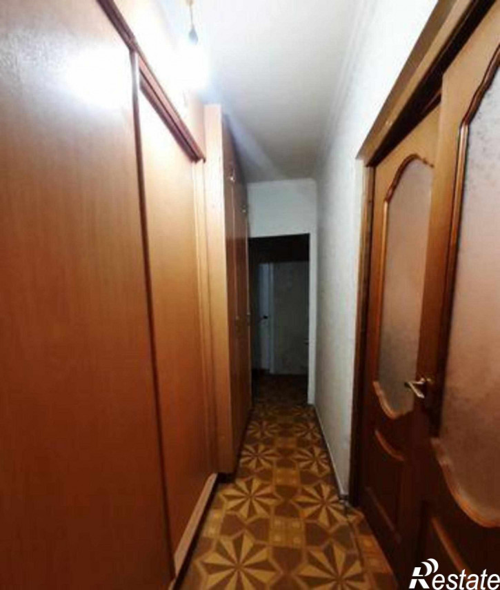 3-комн квартира улица Жмайлова, 25