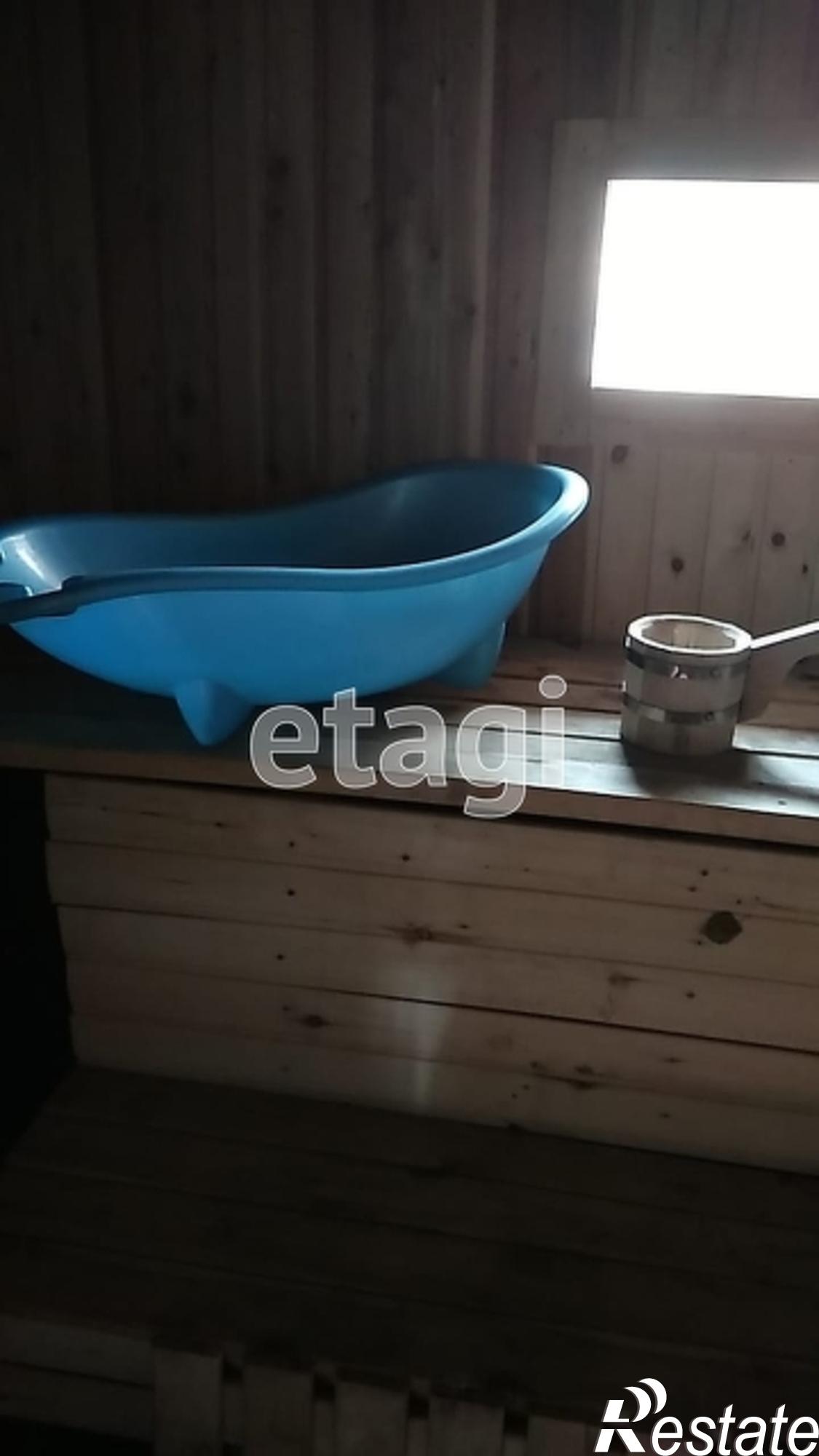 Купить дачу, дом, коттедж за 1 400 000 рублей на Array