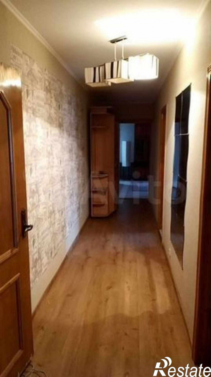3-комн квартира 45 Параллель ул, 10