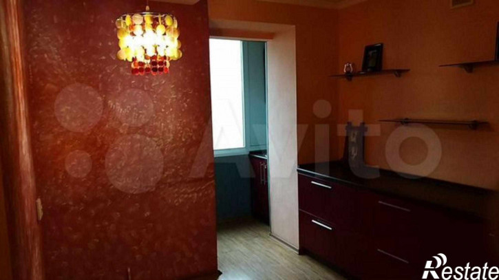 3-комн квартира 45 Параллель ул, 10