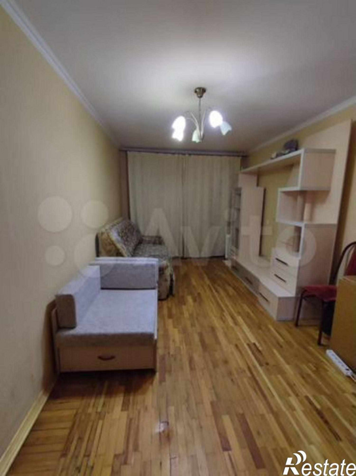 2-комн квартира Михаила Морозова ул, 90