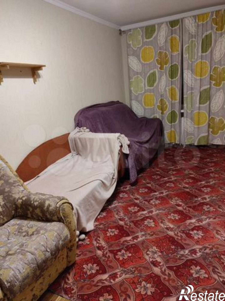 2-комн квартира Михаила Морозова ул, 90