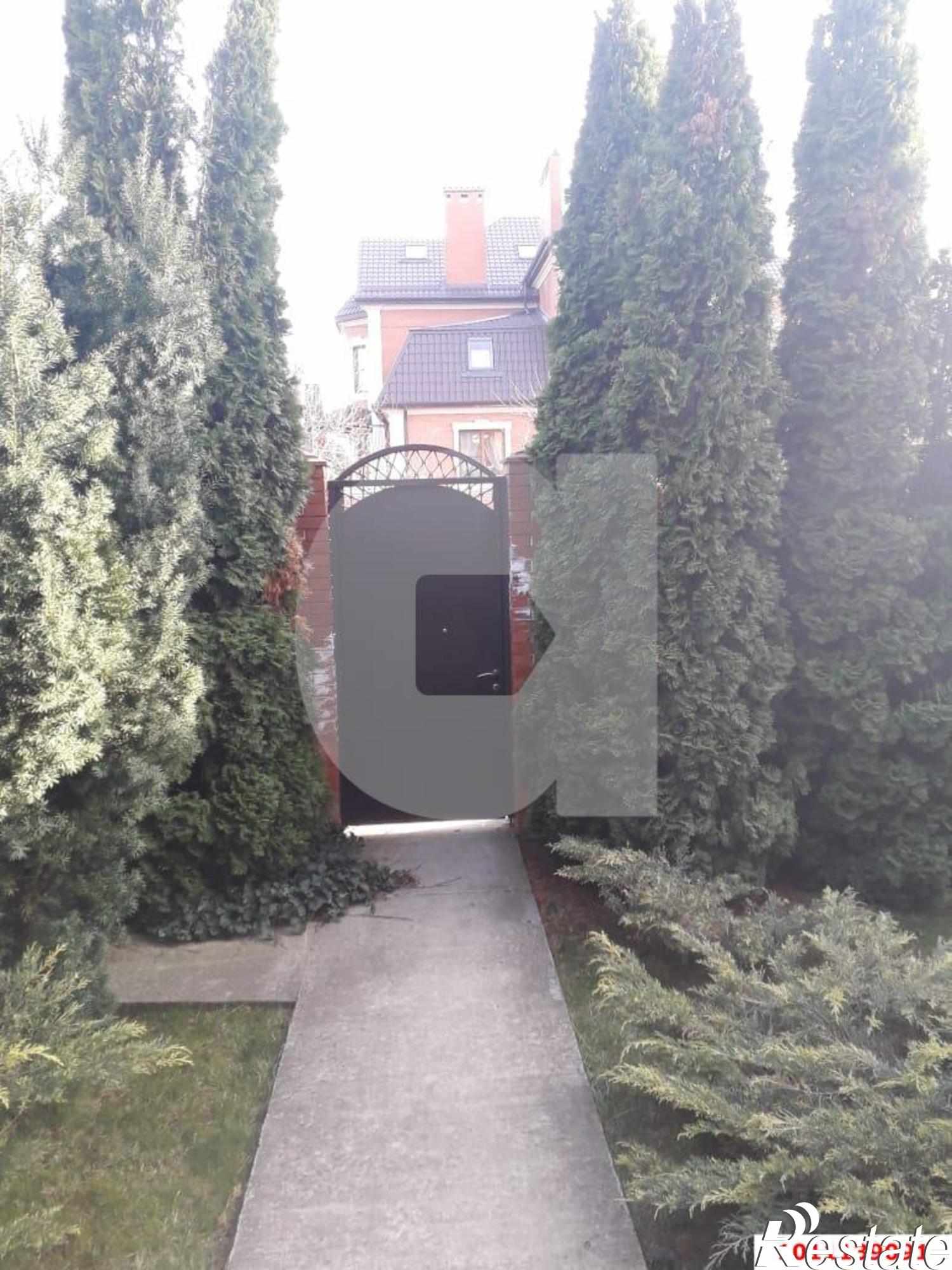 Купить дачу, дом, коттедж за 31 000 000 рублей на Академика Губкина, 63