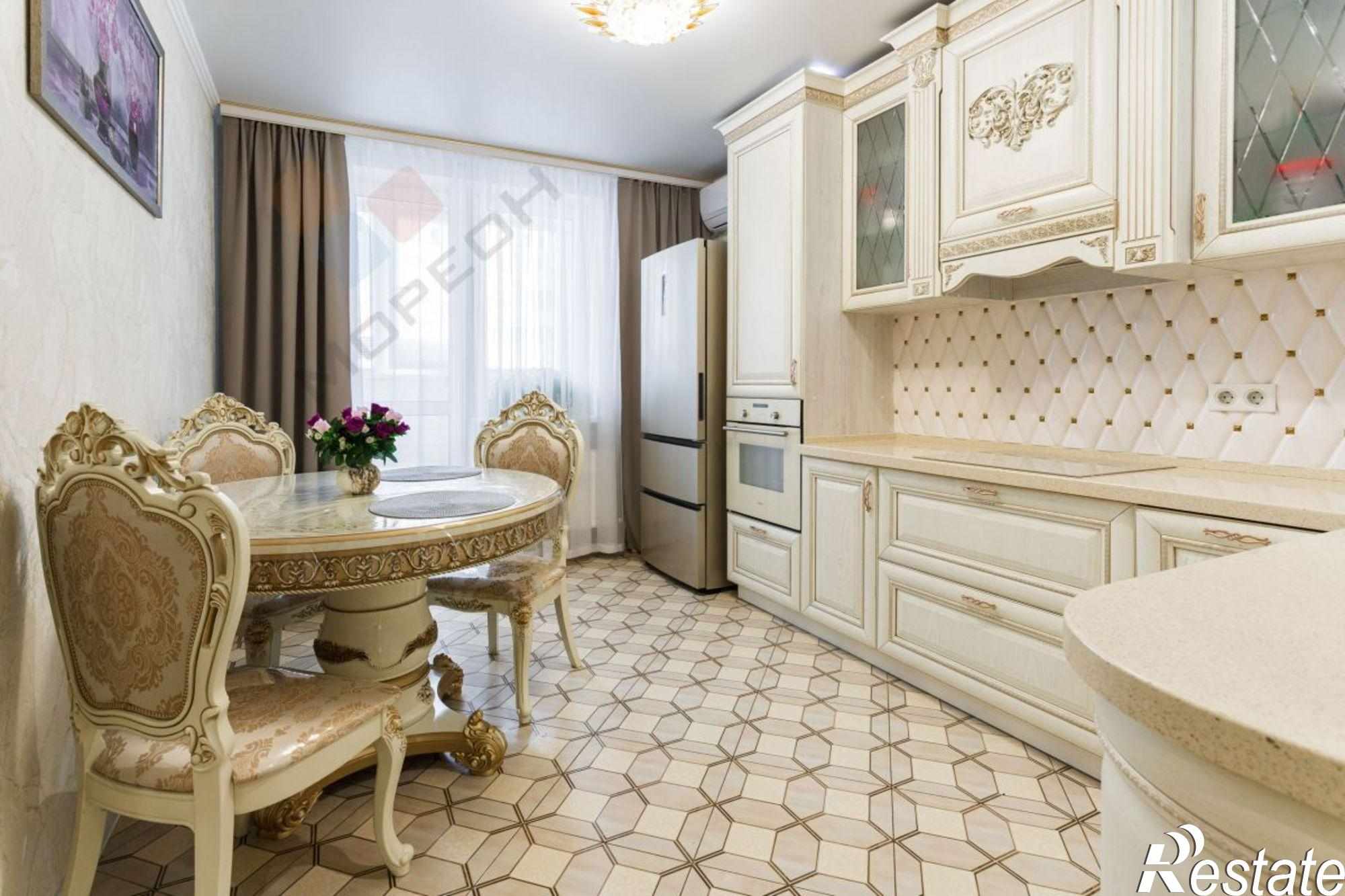 Купить квартиру за 9 900 000 рублей на Селезнёва ул, 4/13к2