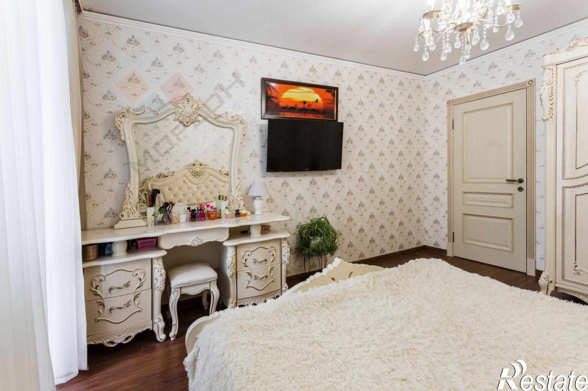 Купить квартиру за 9 900 000 рублей на Селезнёва ул, 4/13к2