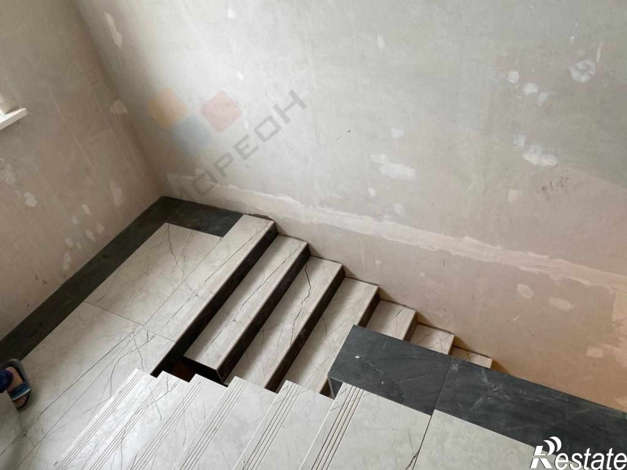 Купить дачу, дом, коттедж за 30 900 000 рублей на Цветочная ул, 5