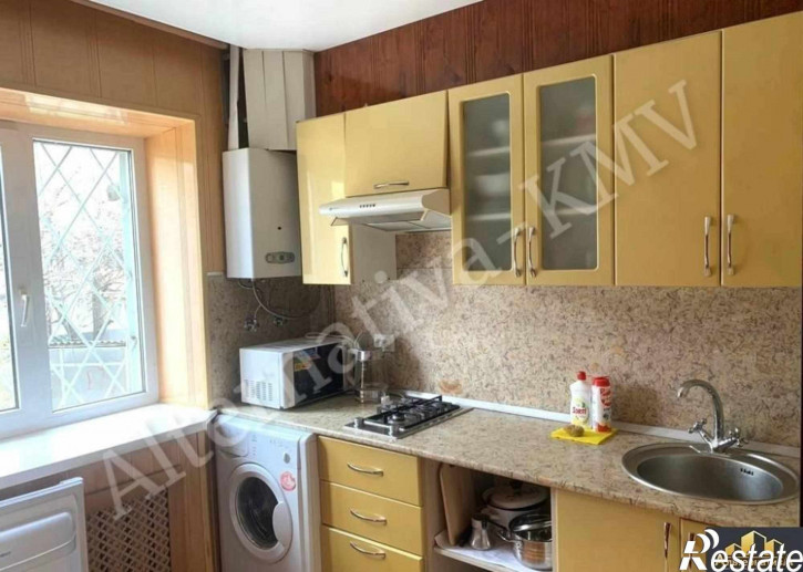 2-комн квартира Широкая ул.