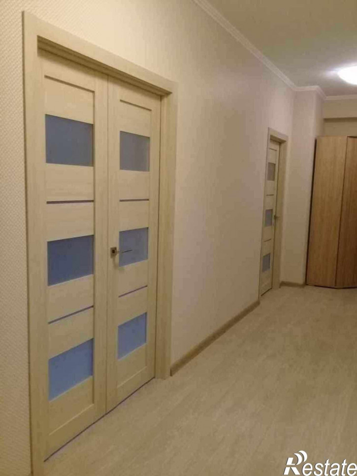 3-комн квартира Менделеева, 11