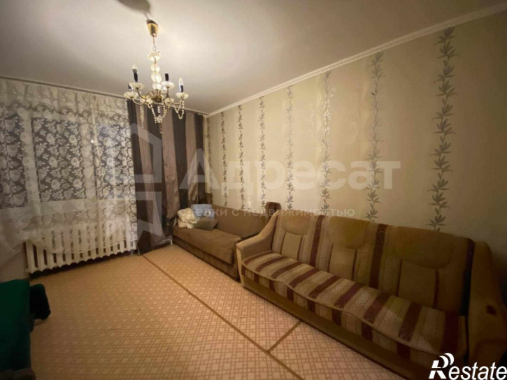 2-комн квартира ул. Панферова,  д.8