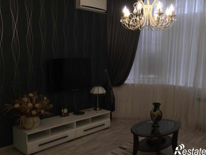 2-комн квартира Луначарского, 34
