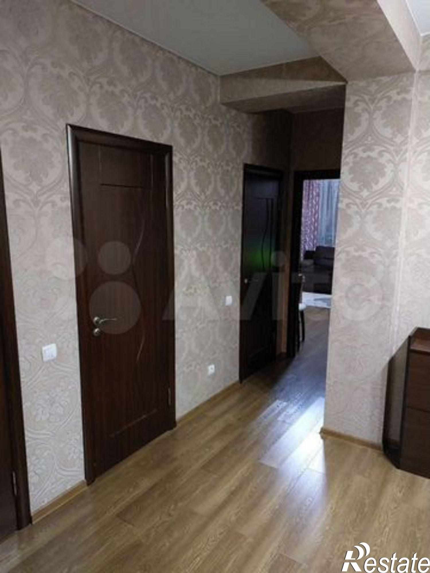 Купить квартиру за 6 300 000 рублей на Макарова пер, 14