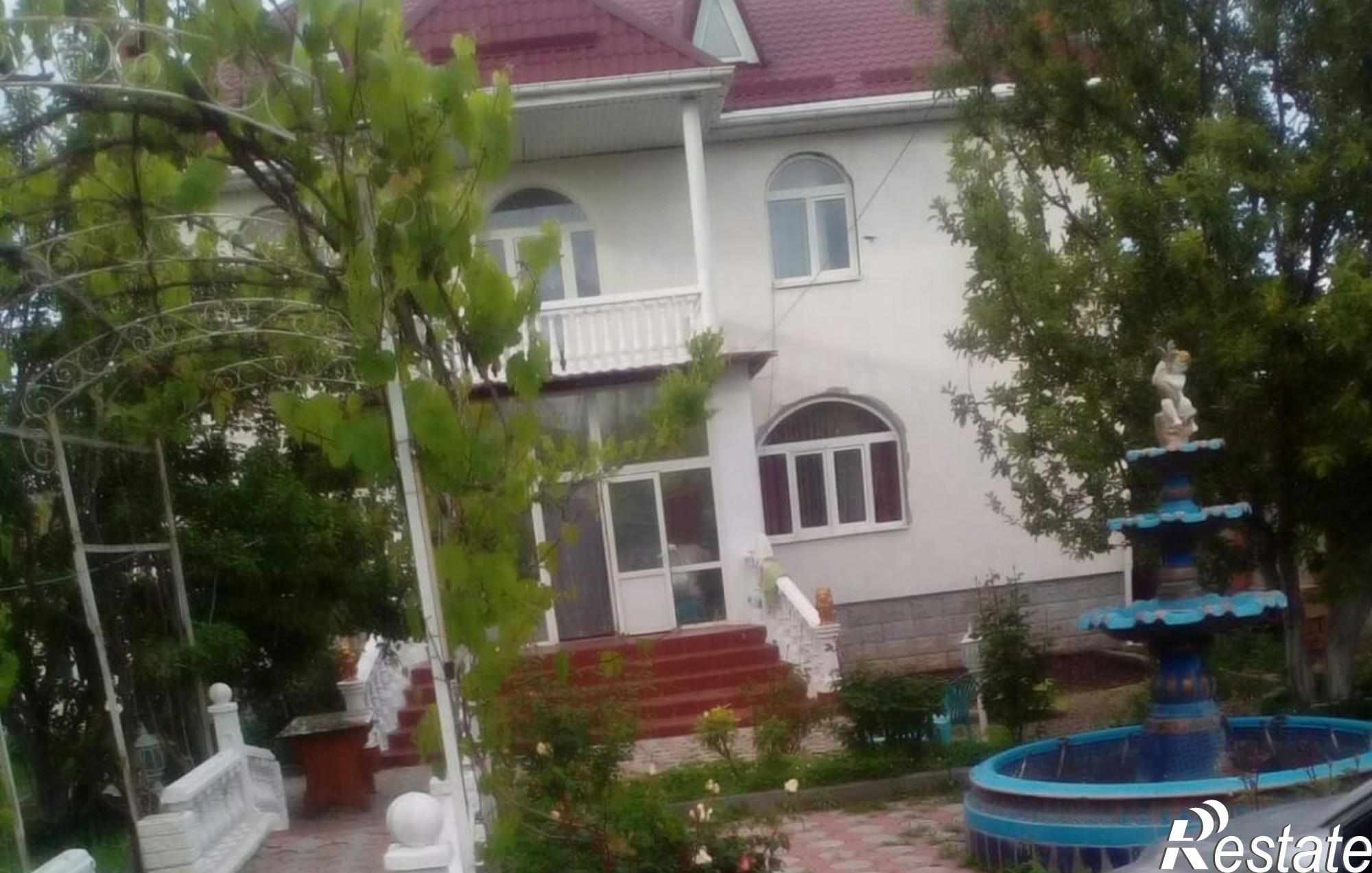 Купить дачу, дом, коттедж за 21 000 000 рублей на Днепровская улица, 48