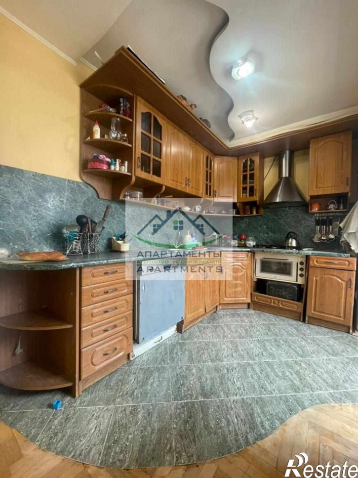 4-комн квартира Адмиральского ул, 8к1