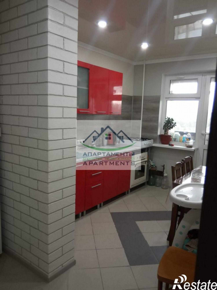 3-комн квартира Нежнова ул, 70