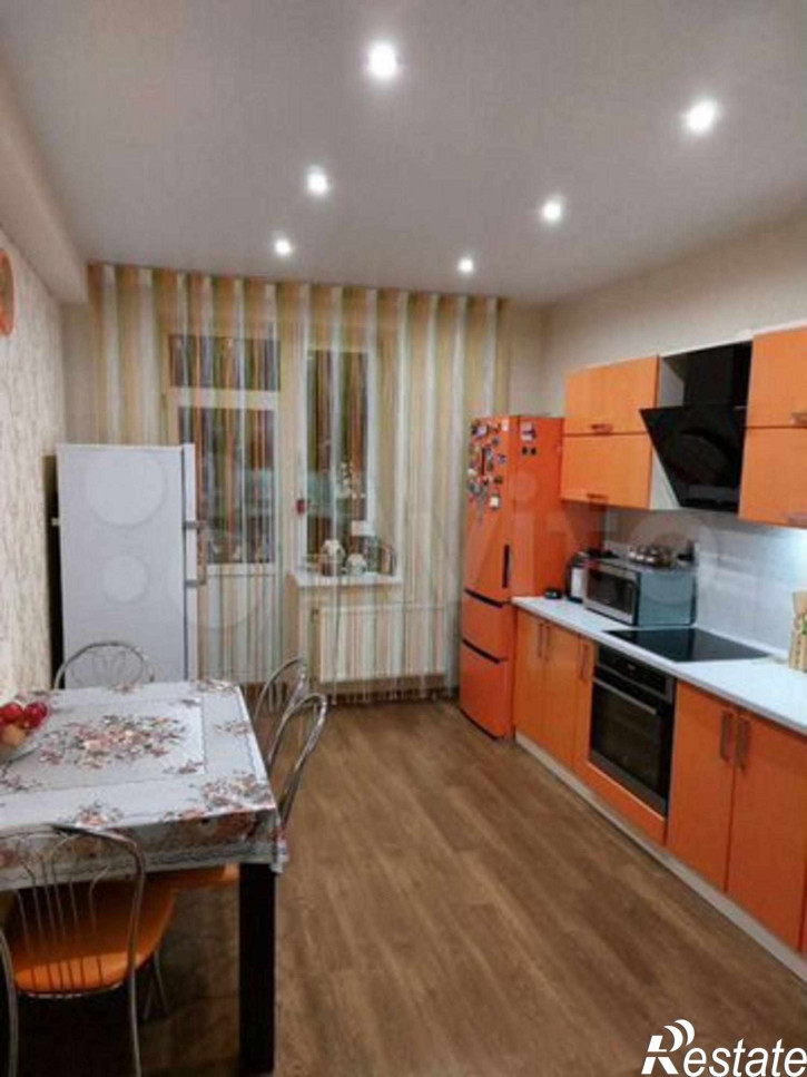 2-комн квартира Макарова пер, 14