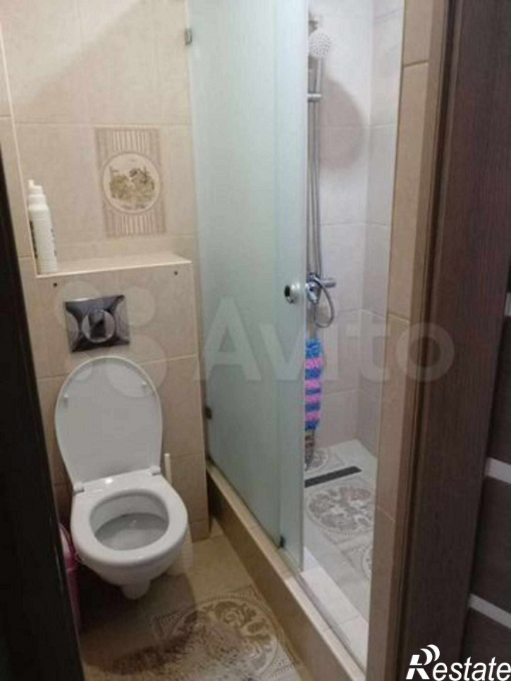 3-комн квартира 45 Параллель ул, 32