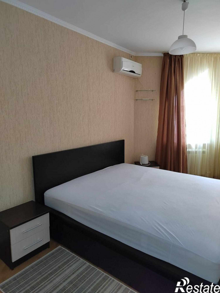 2-комн квартира Крупской ул, 44