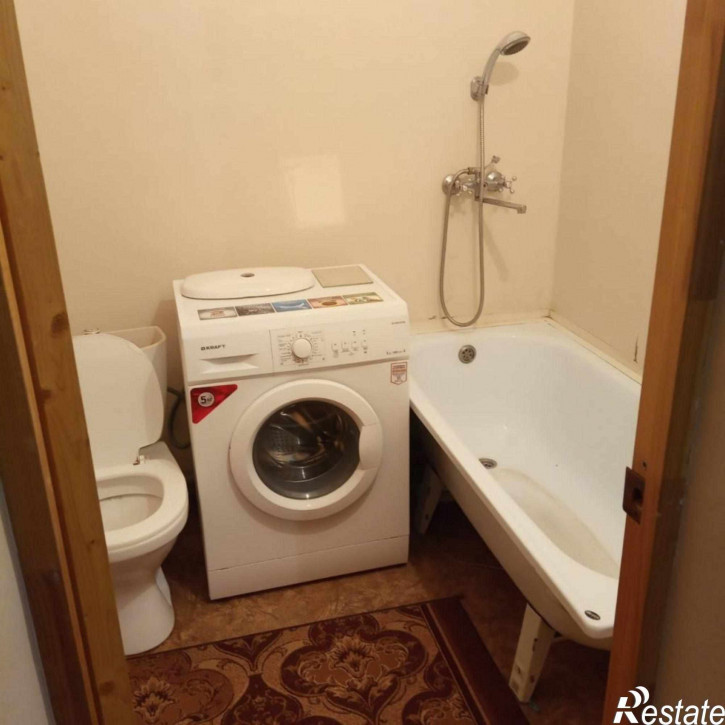 2-комн квартира Авиационная ул, 8