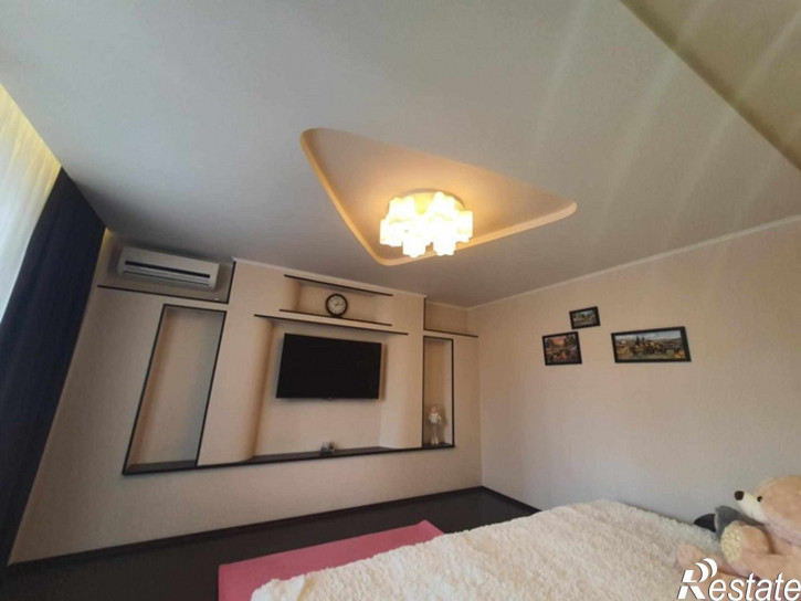 2-комн квартира Кирова улица, 28