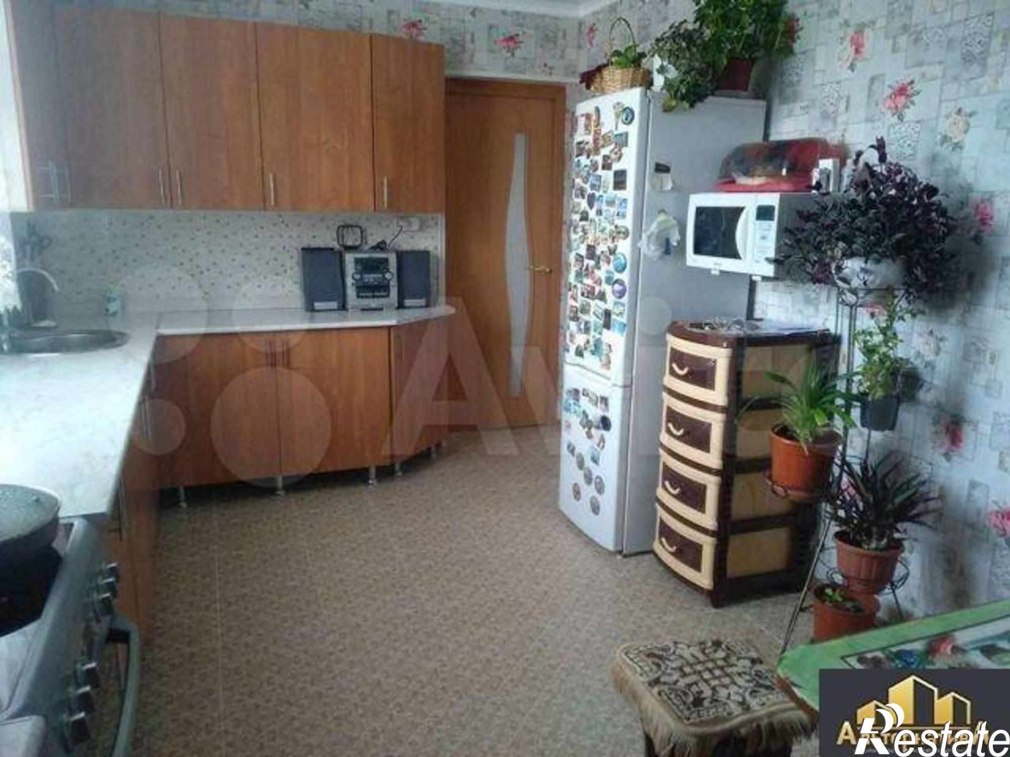 Купить дачу, дом, коттедж за 8 300 000 рублей на Учебная ул.