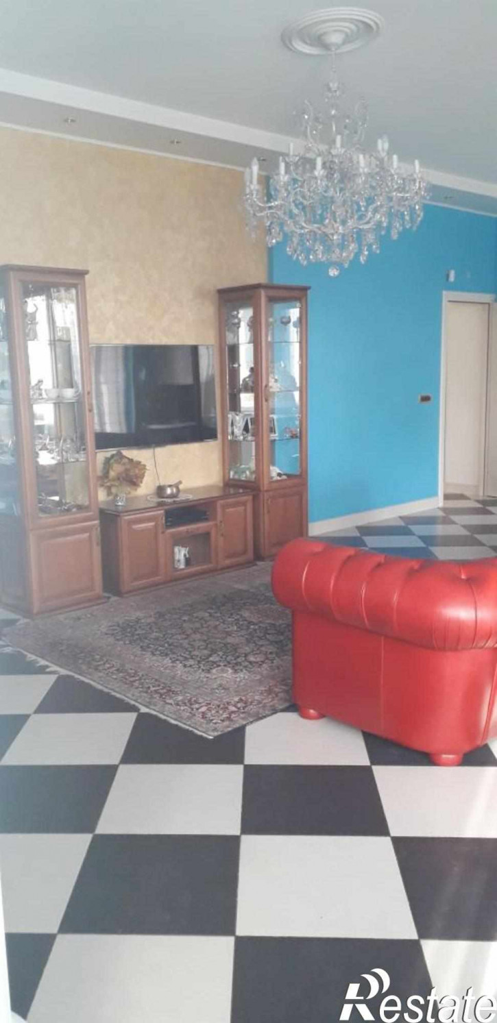 3-комн квартира Лидии Базановой ул, 20