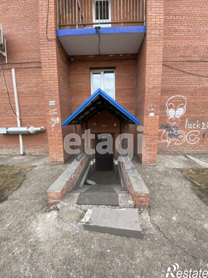 Помещение свободного назначения улица Петра Словцова