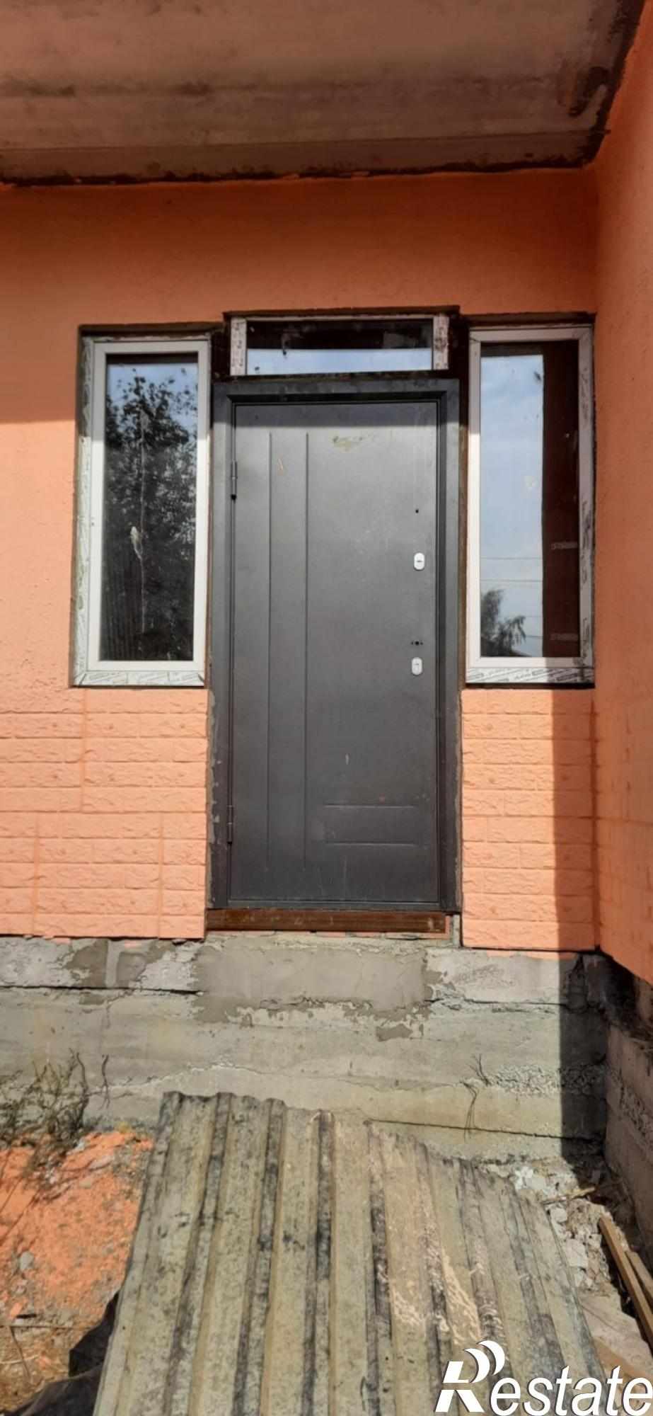 Купить дачу, дом, коттедж за 4 100 000 рублей на Серова ул.