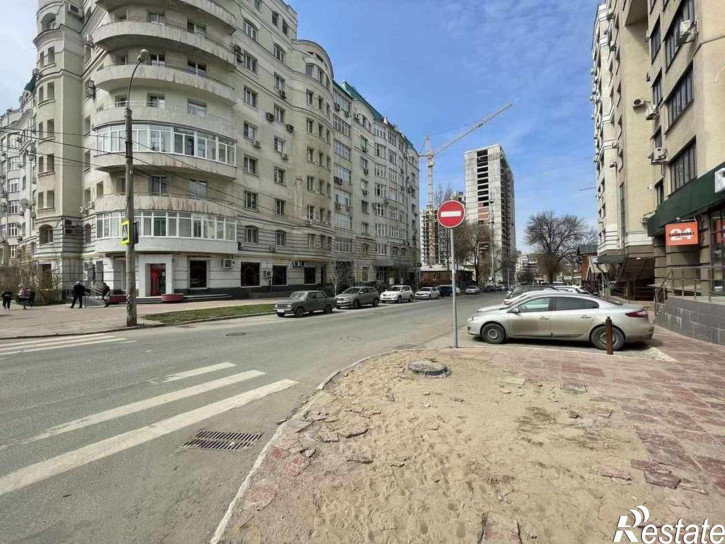 Торговое помещение Садовая улица, дом 329