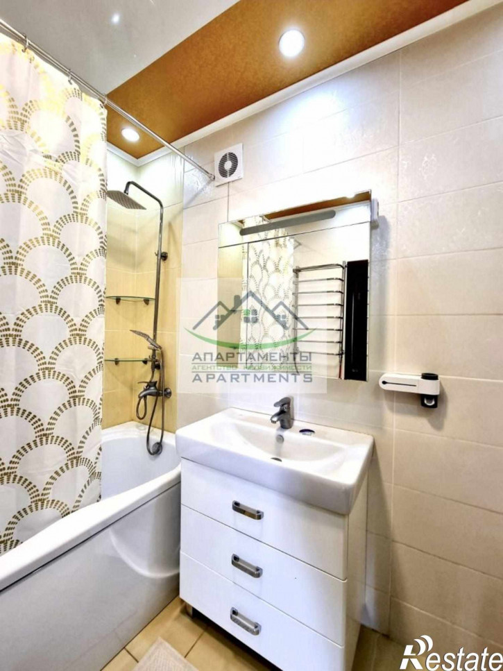 2-комн квартира Тенистая ул, 10