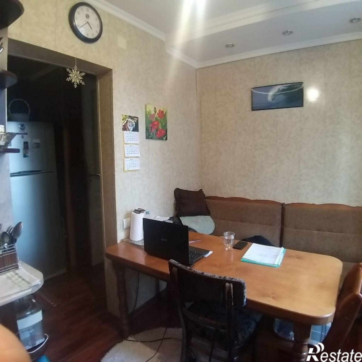 3-комн квартира Матвеева ул, 2