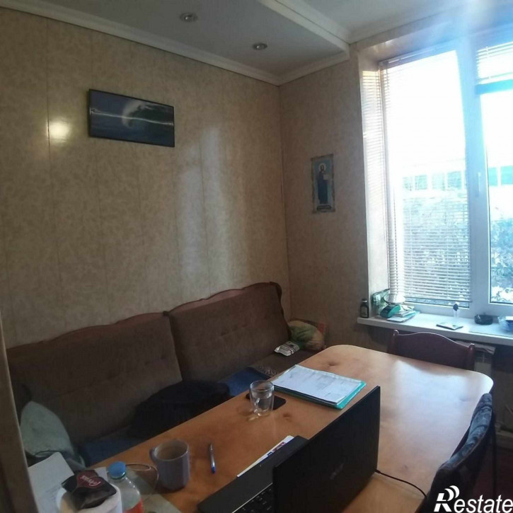 3-комн квартира Матвеева ул, 2