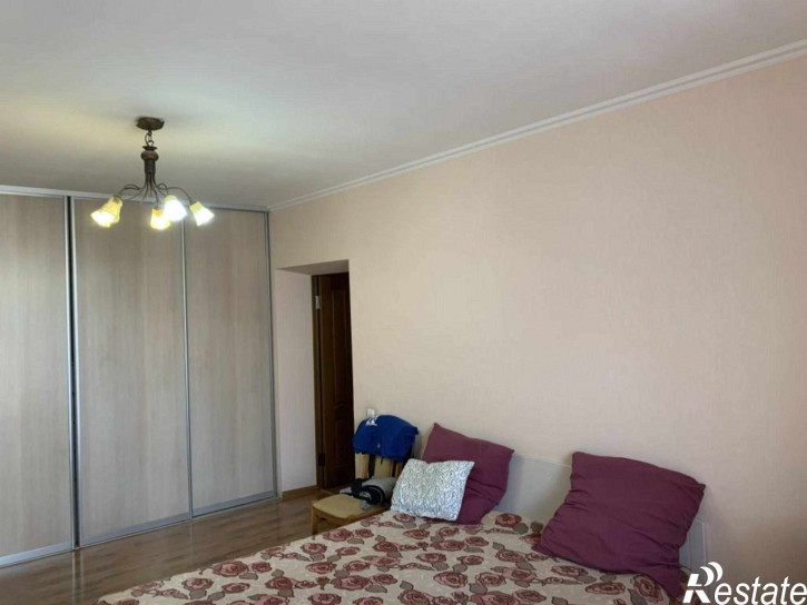 2-комн квартира Нежнова ул, 21