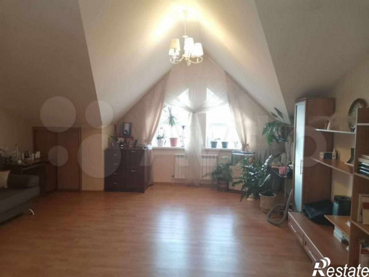 2-комн квартира Осипенко ул, 8
