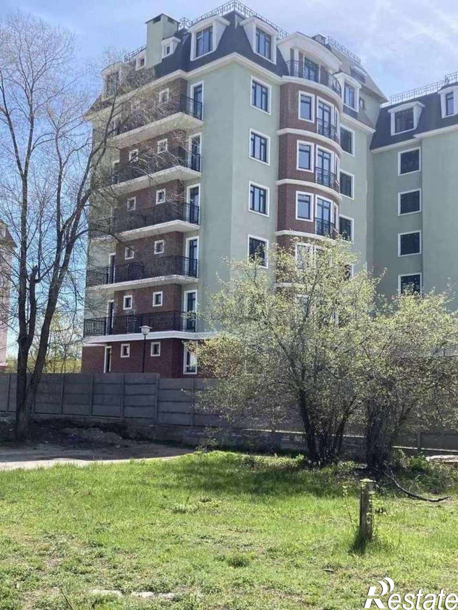 Купить квартиру за 12 500 000 рублей на Баныкина улица, 11б