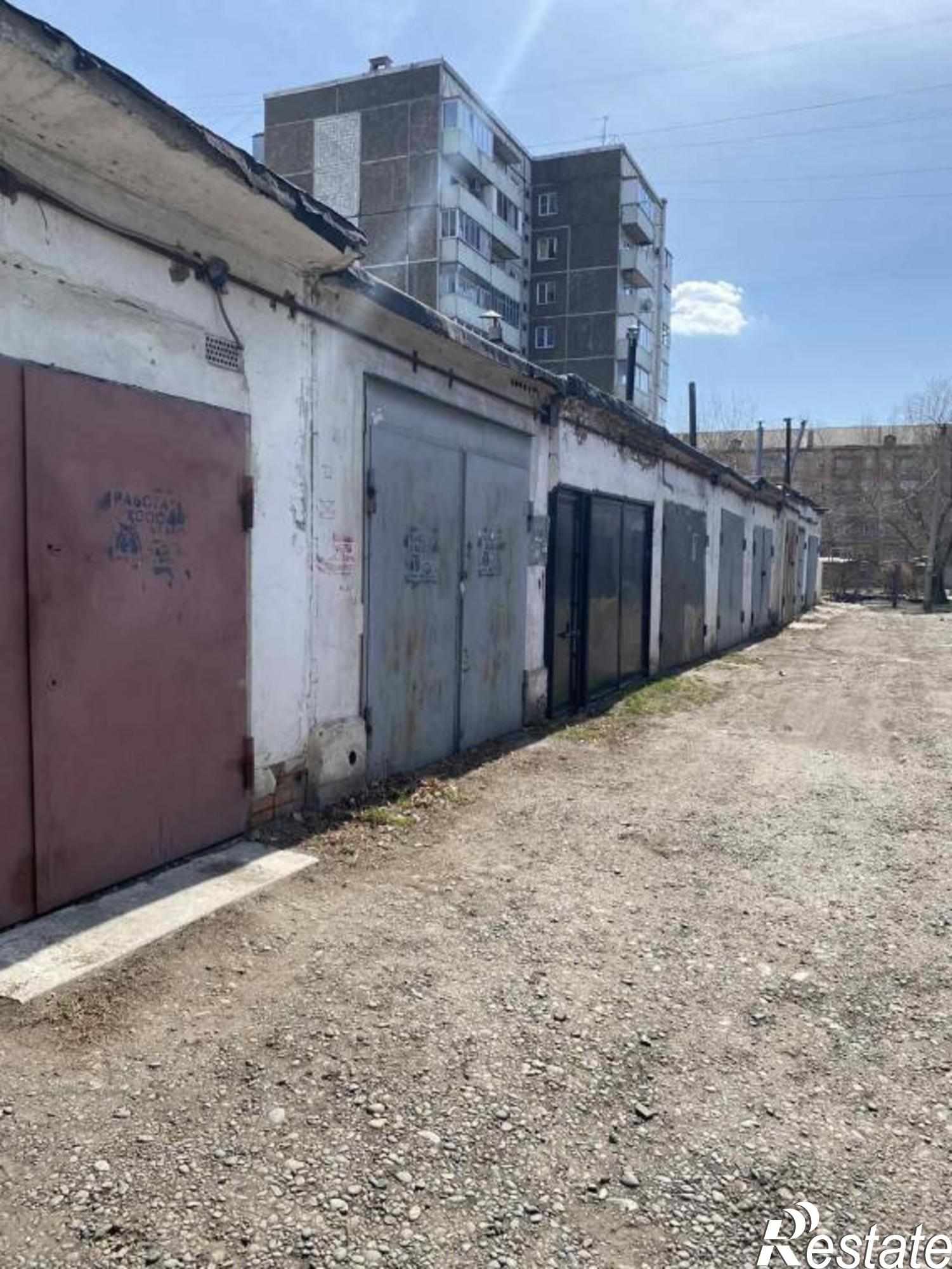 Купить гараж, место в паркинге за 400 000 рублей на Итыгина