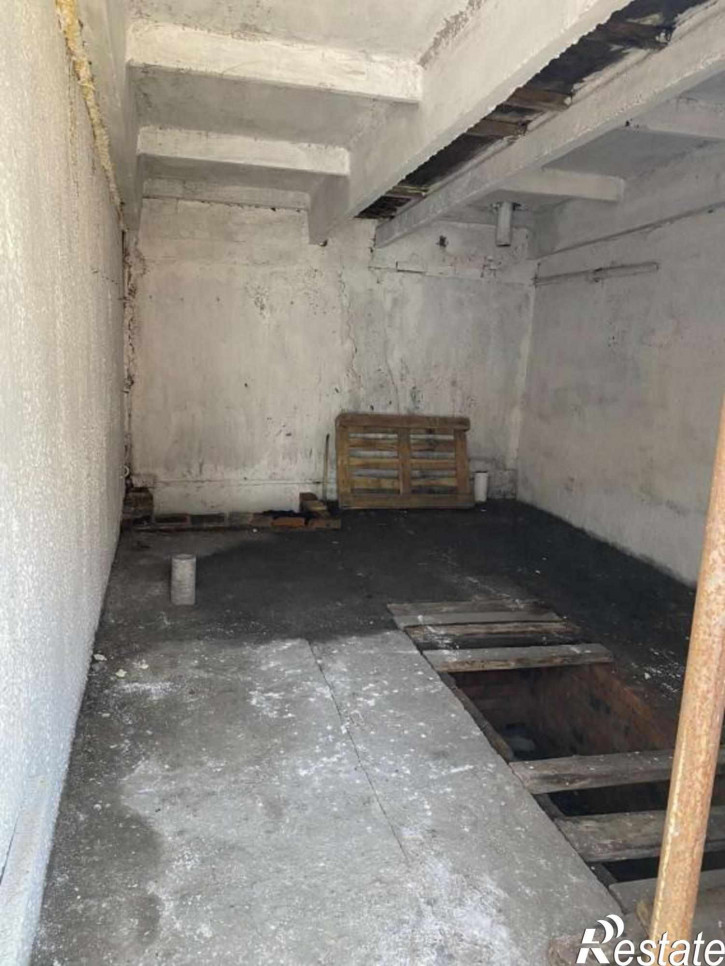 Гараж/парковка Итыгина