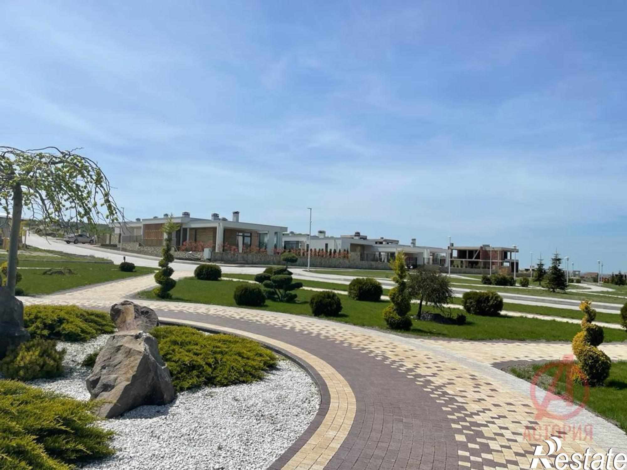 Купить дачу, дом, коттедж за 15 956 000 рублей на Победы улица