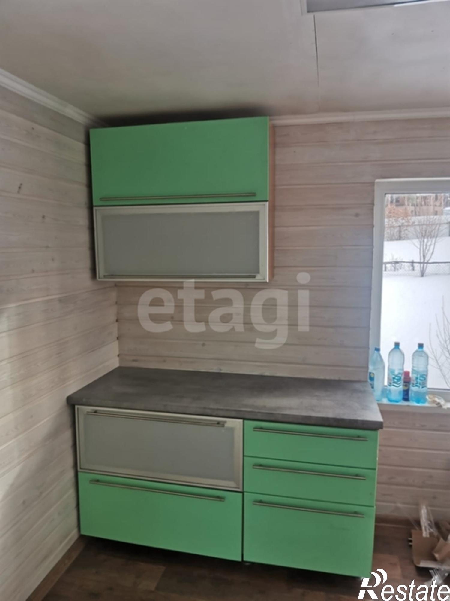 Купить дачу, дом, коттедж за 2 200 000 рублей на Array