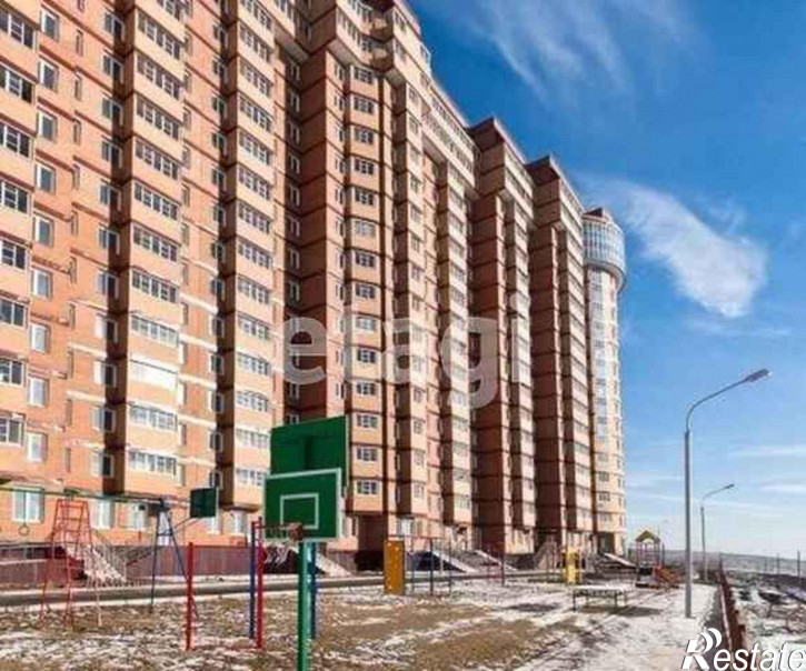 2-комн квартира улица Микуцкого