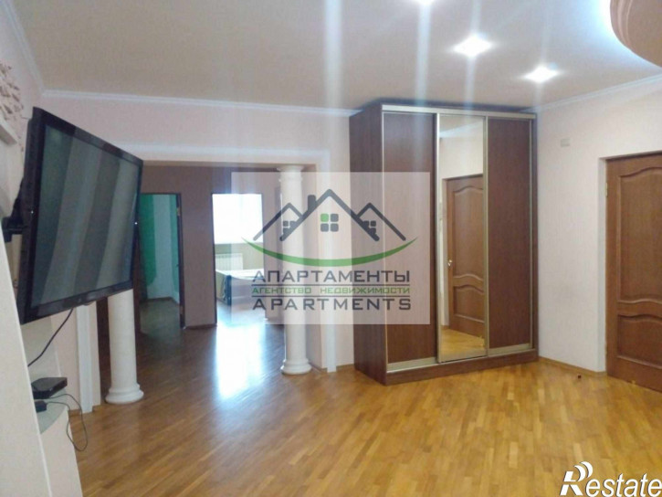 4-комн квартира Депутатская ул, 3