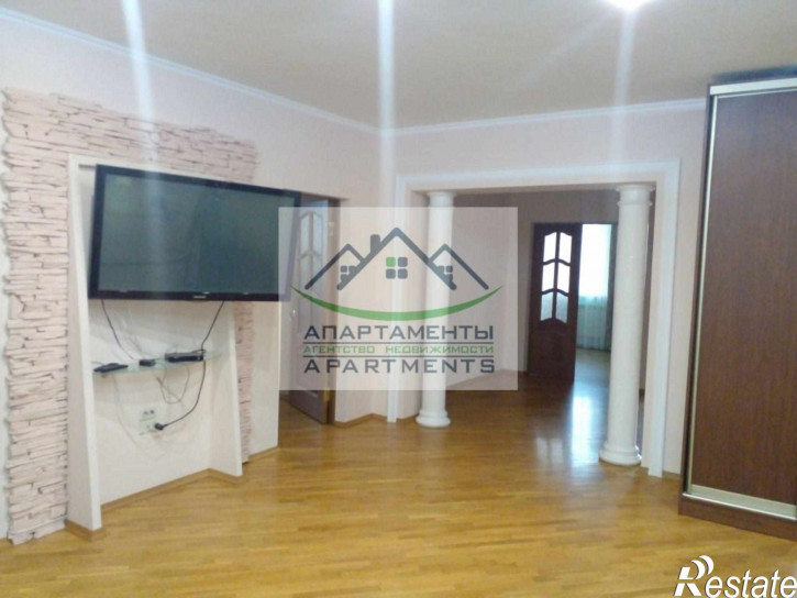 4-комн квартира Депутатская ул, 3