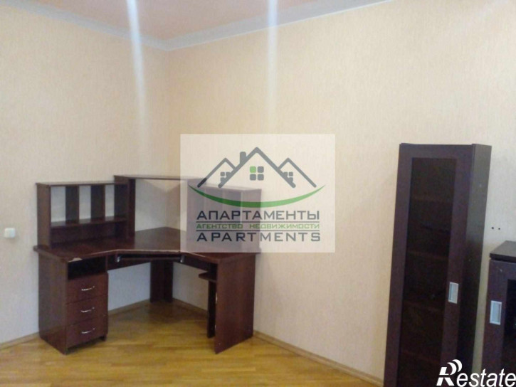 4-комн квартира Депутатская ул, 3