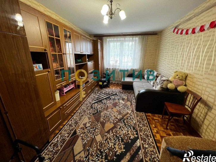 1-комн квартира Крайнего ул, 4