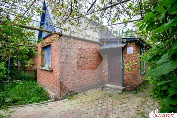 Коттедж/дом Тюльпанная, 19