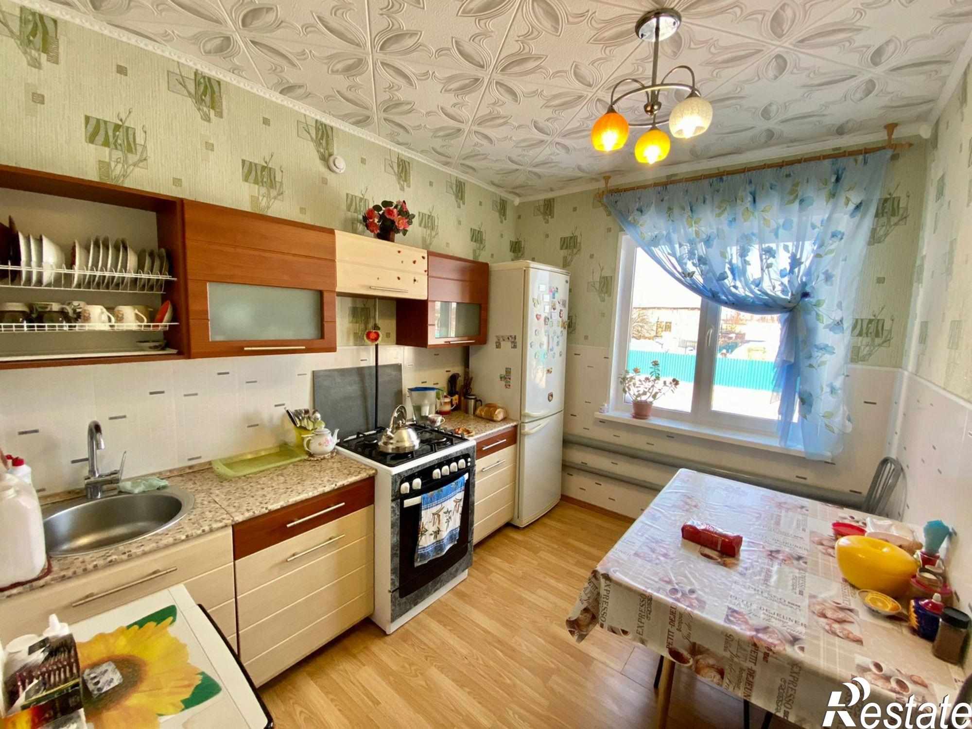 Купить дачу, дом, коттедж за 4 400 000 рублей на Гагарина, 14