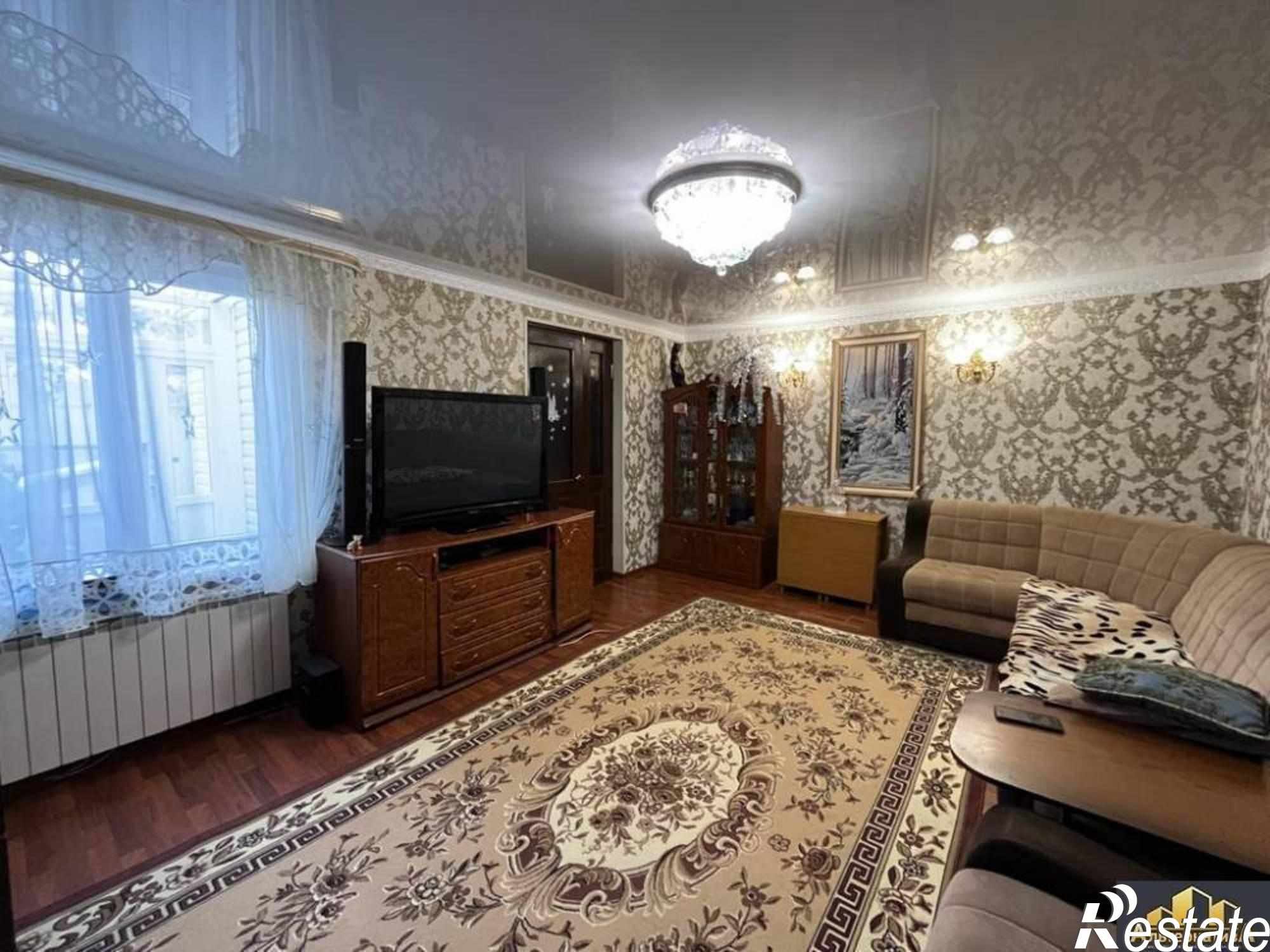 Купить дачу, дом, коттедж за 20 000 000 рублей на Школьный пер.